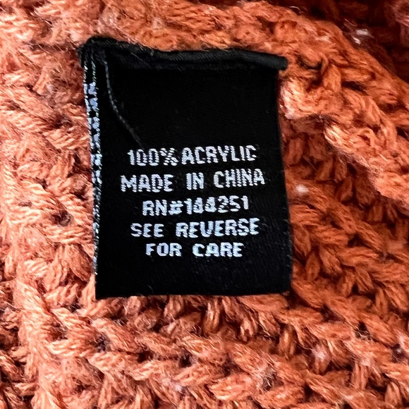 Moon & Madison Chunky Knit Pom Pom Cropped Sweater Sz M Slouchy Oversized - Picture 8 of 12